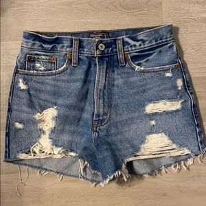 Abercrombie & Fitch Annie High Rise short